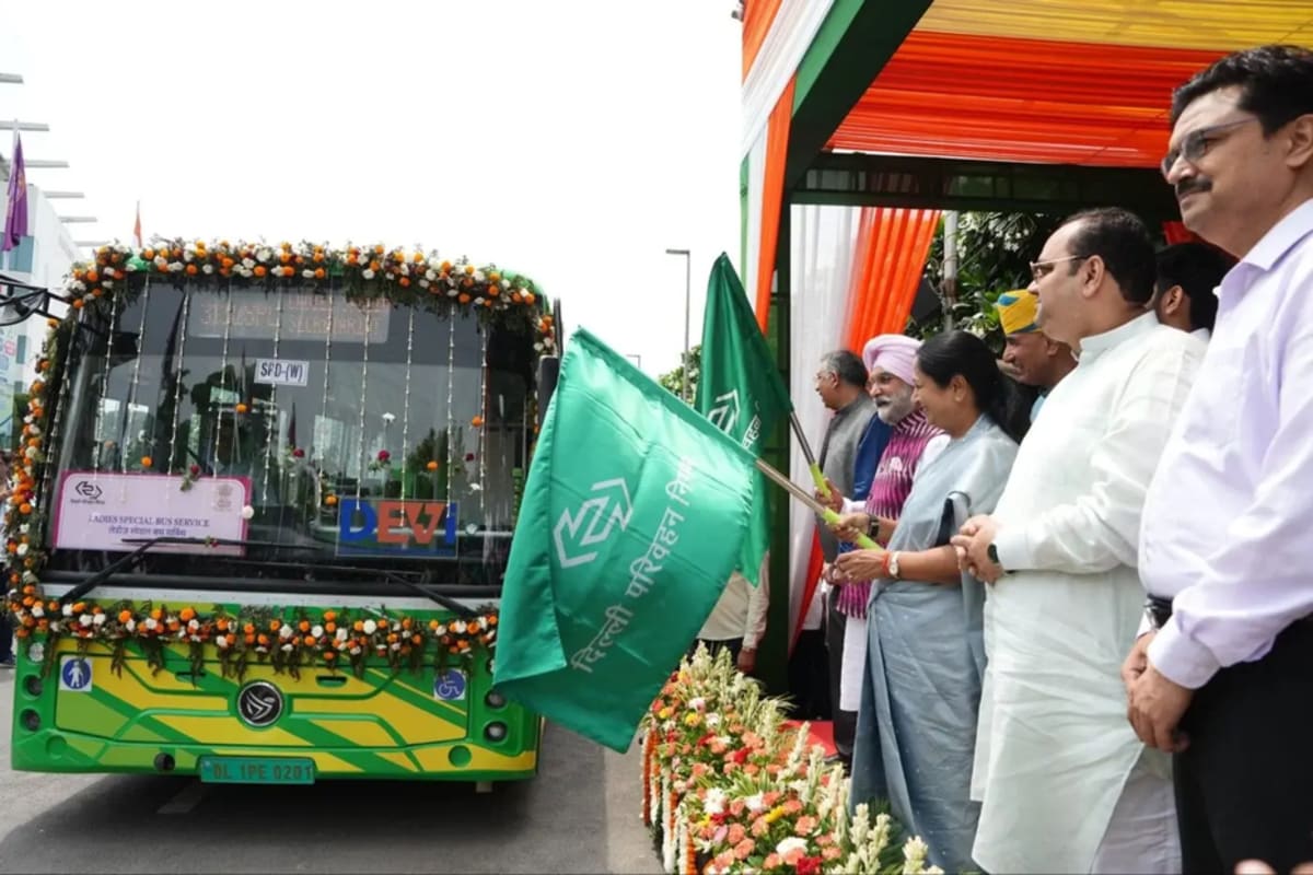 Delhi's 5,000 Electric Buses Lead India's Green Transit