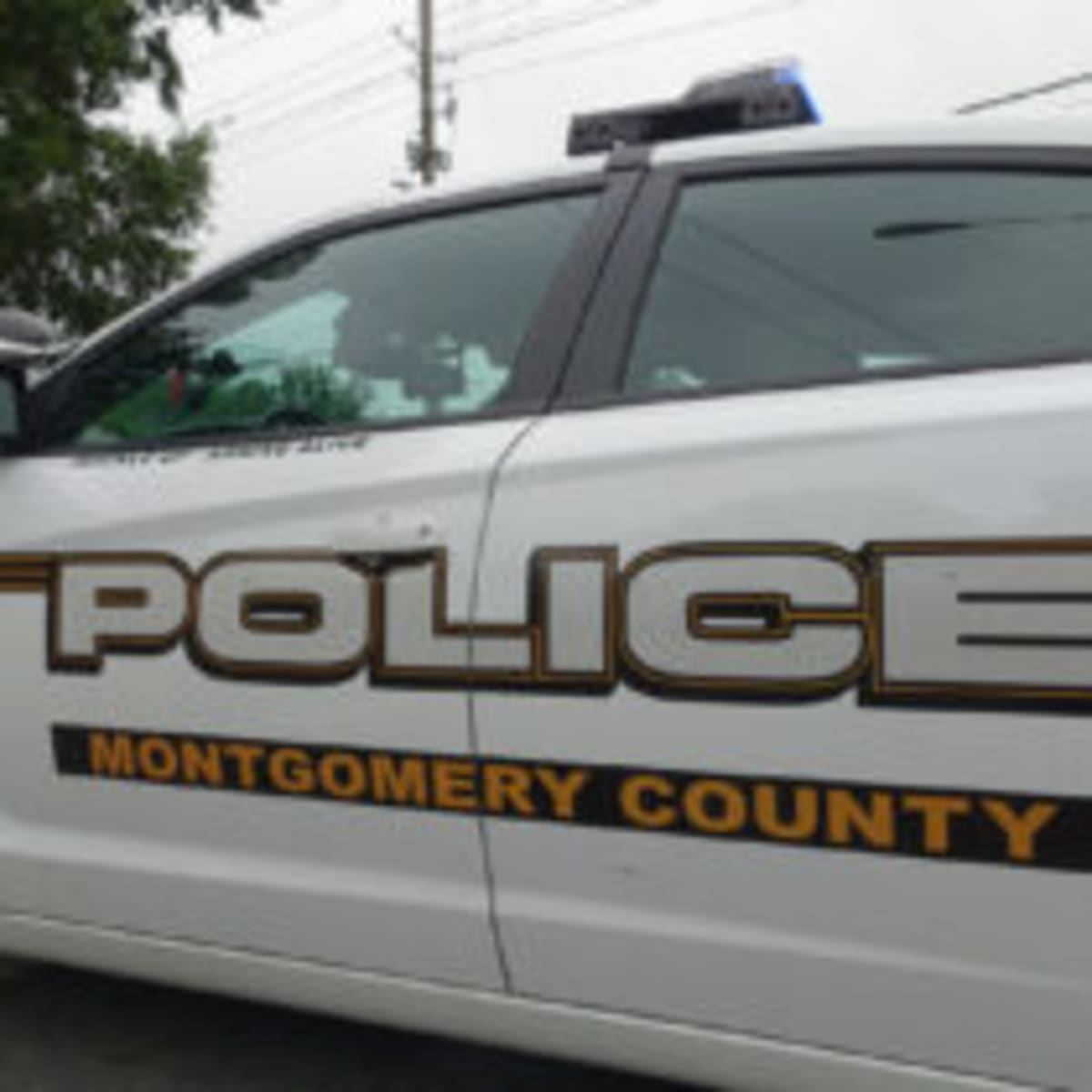 Cyclist Loans Bike to Maryland Officer to Catch Suspect - Image 3