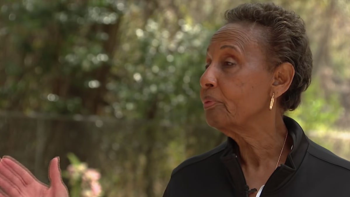 Grandmother Volunteers 500+ Hours for Critically Ill Kids - Image 2