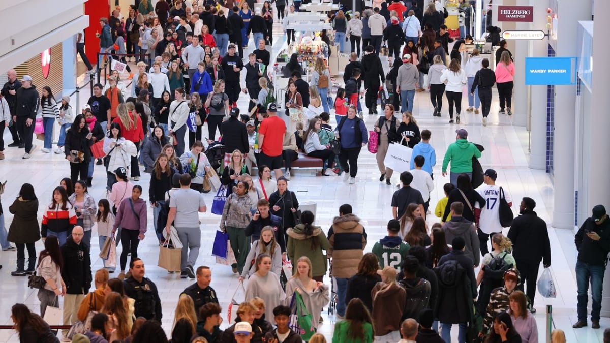 Ryans Wanted: Mall of America Roller Coaster World Record Bid