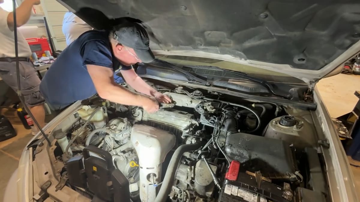 NC Volunteers Fix Donated Cars, Sell Them for Just $500