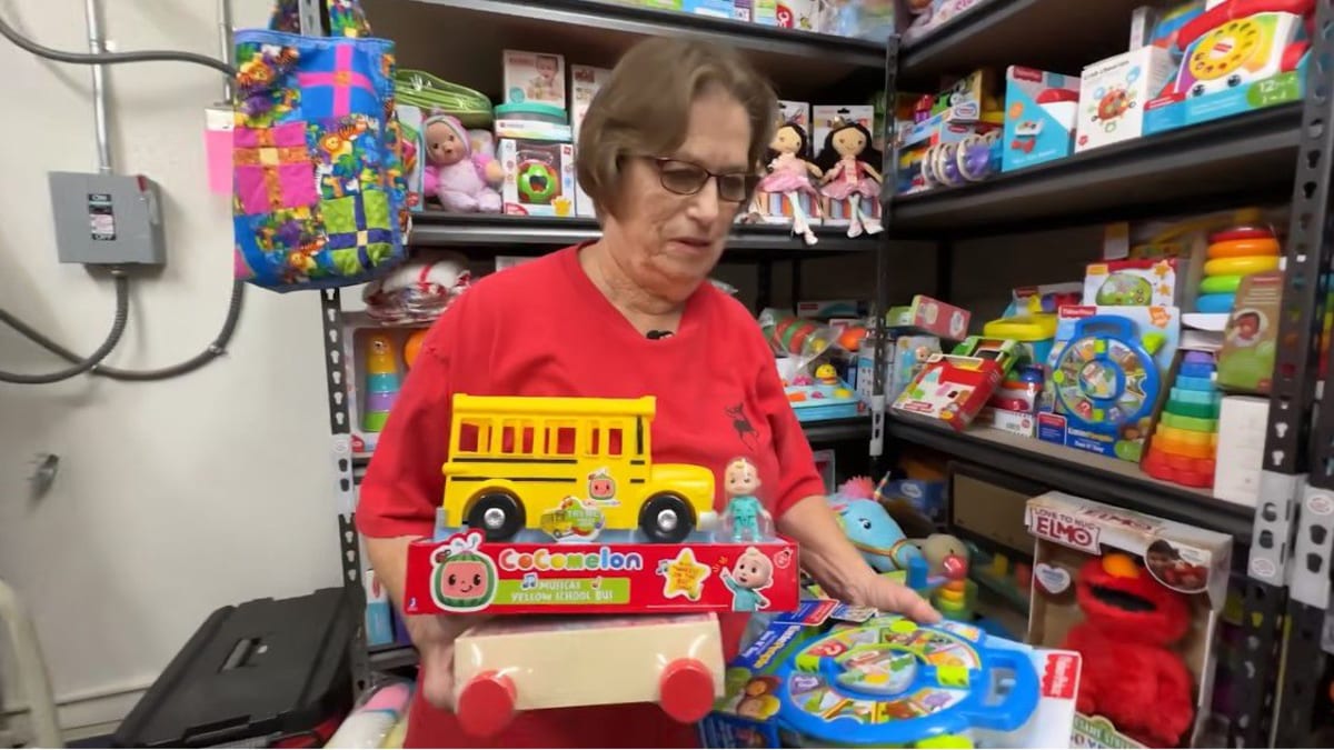 Durham Volunteers Drive Seniors to Free Doctor Appointments - Image 5