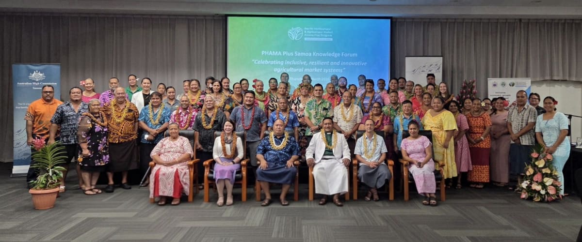Samoan farmers gathering at agricultural forum celebrating 15 years of program success