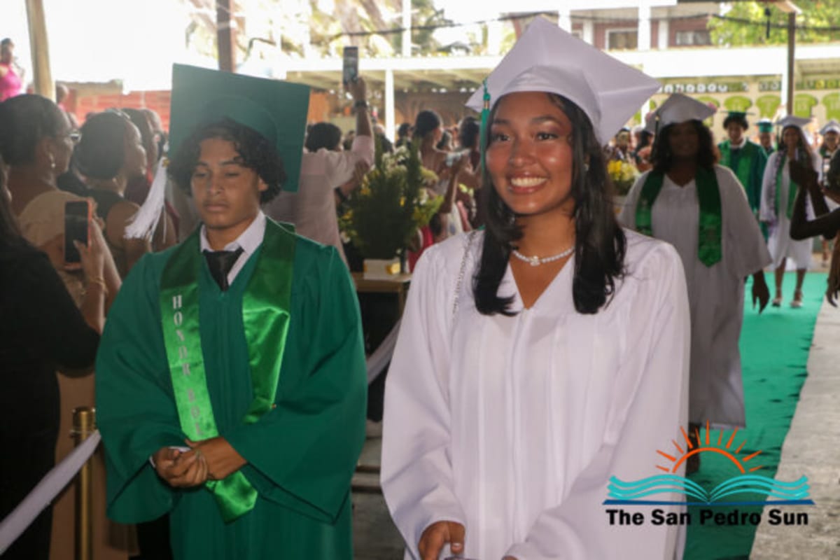 San Pedro High Celebrates 50 Years with Record 153 Graduates - Image 3