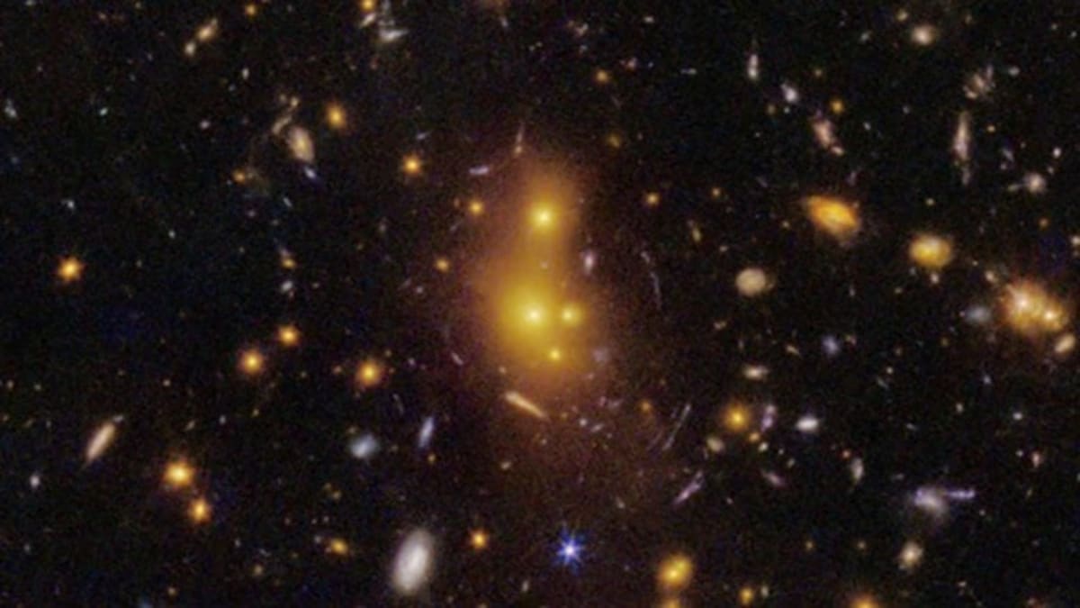 James Webb Telescope Finds Mystery Galaxy Cluster