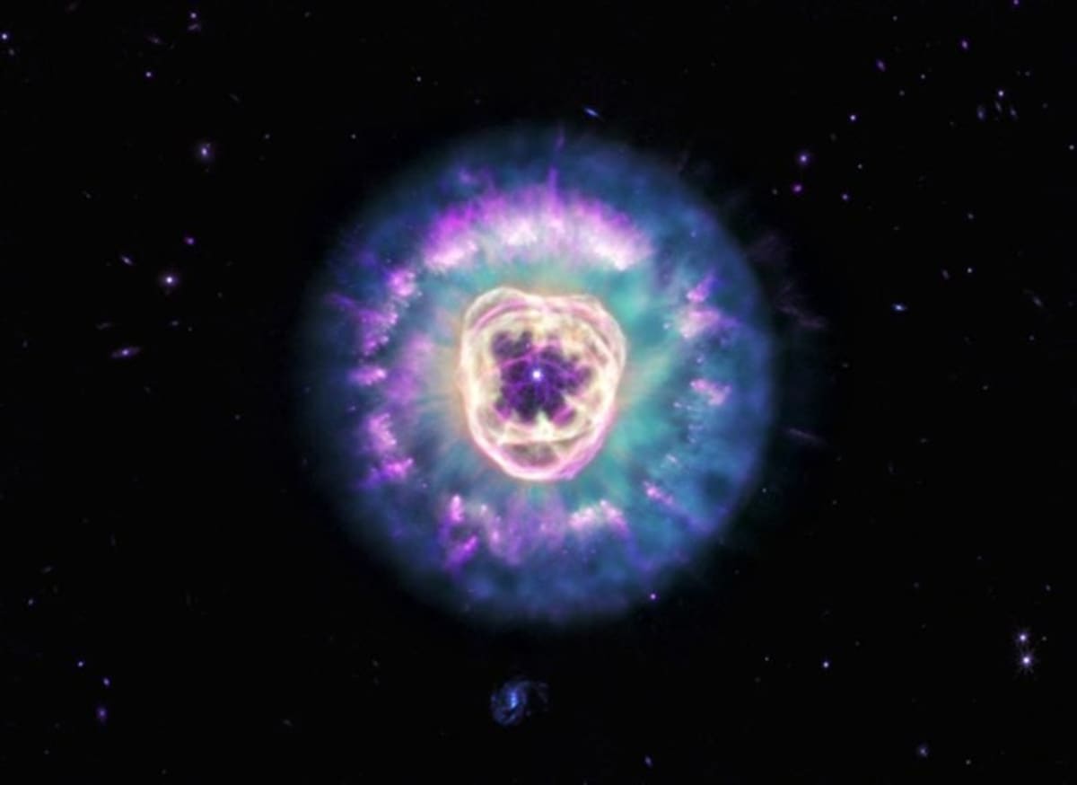 Webb Telescope Captures Dying Star's 'Cosmic Lion' Portrait - Image 2