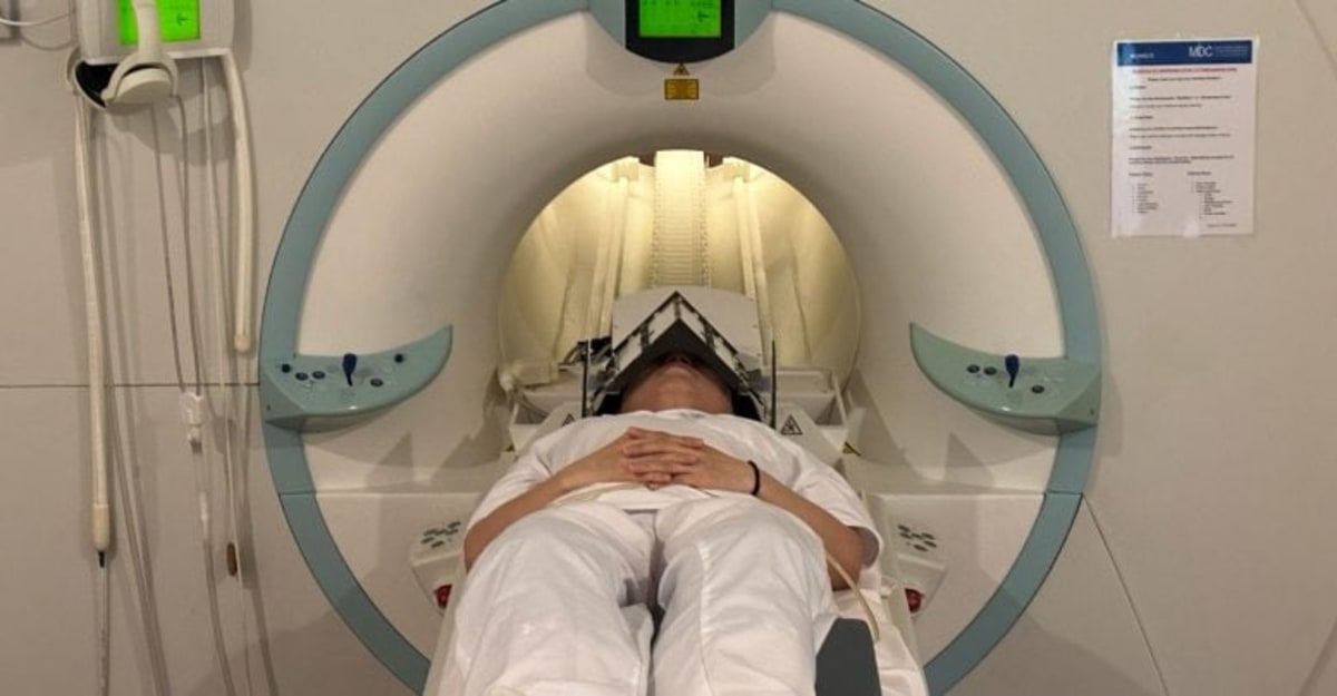 New MRI Antenna Reveals Brain and Eye in Stunning Detail - Image 3