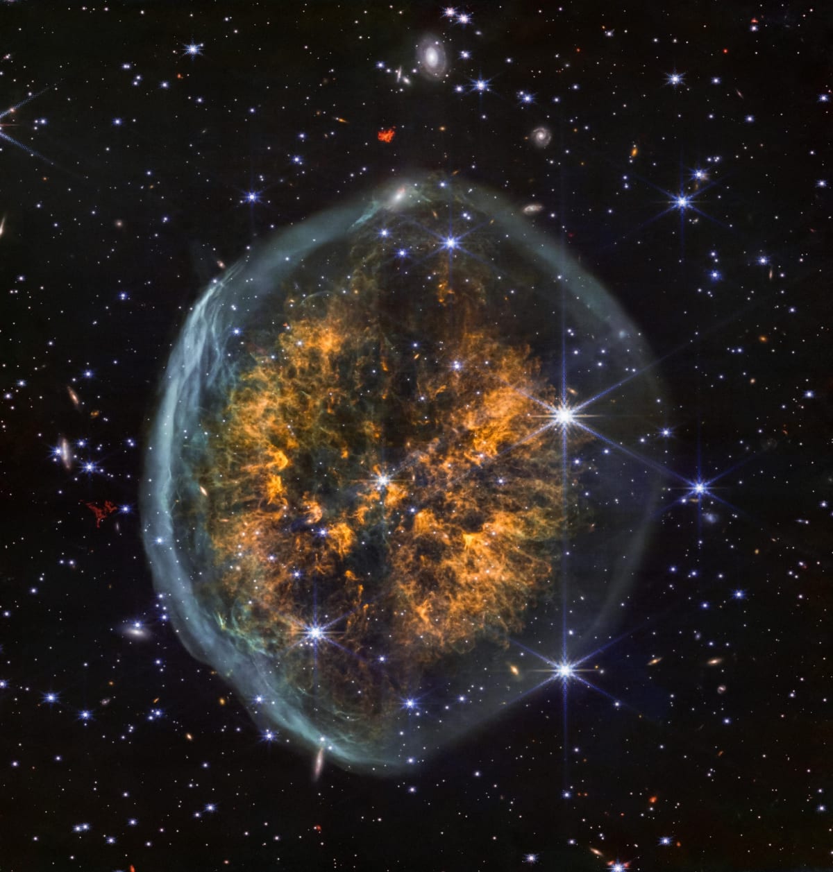 Webb Telescope Reveals Brain-Shaped Nebula Around Dying Star