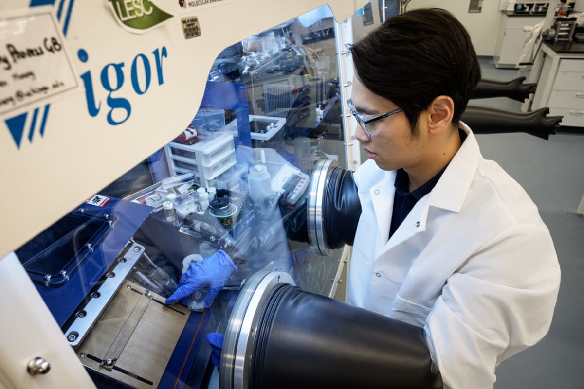 Scientists Crack Sulfur Code for Cheaper EV Batteries - Image 2