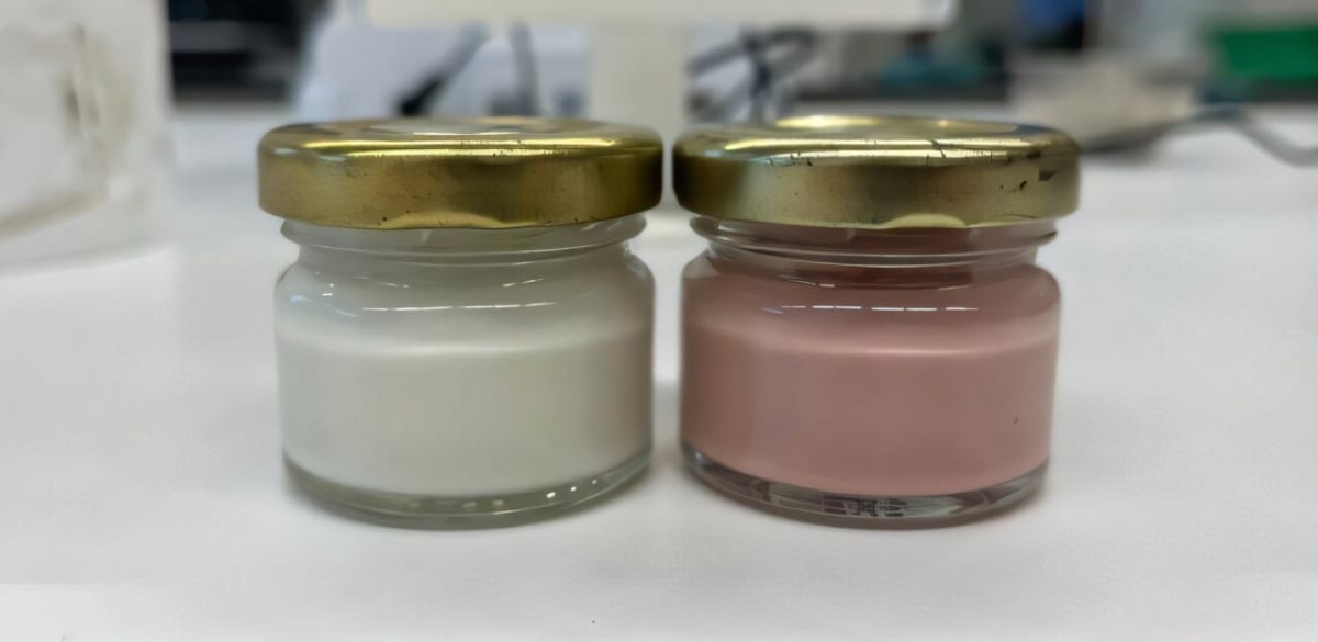 Red-colored natural dye extract produced by Amazonian fungus in laboratory containers