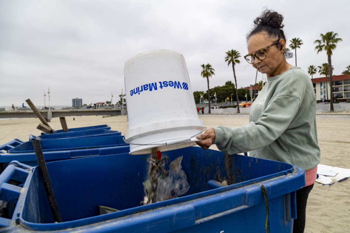 Long Beach Invites Residents to Independence From Litter