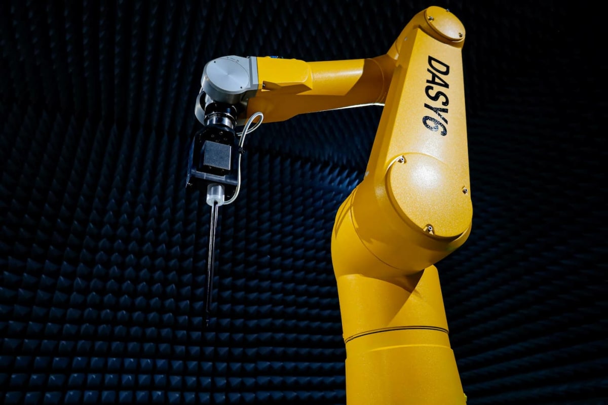 Humanoid Robot Successfully Removes Pig's Gallbladder - Image 4