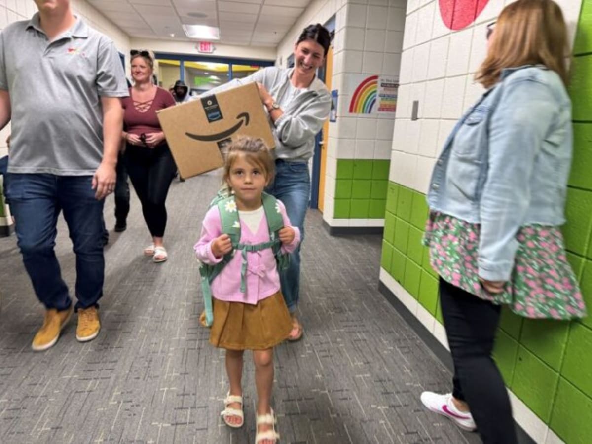 Three Students, Three Milestones on First Day Back - Image 2