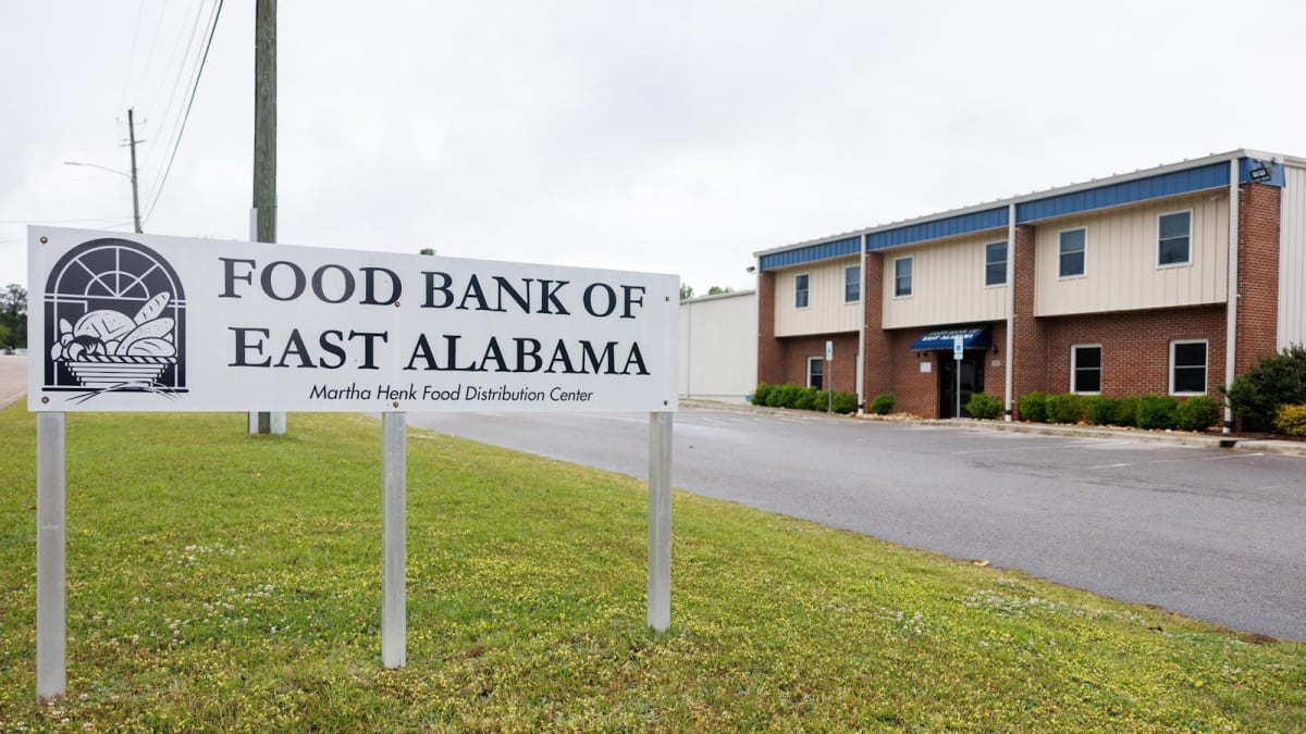 Auburn Students Answer the Call to Serve Their Community