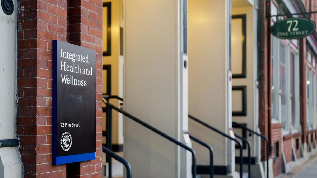 Brown Implant Restores Feeling for Paralyzed Patients - Image 4