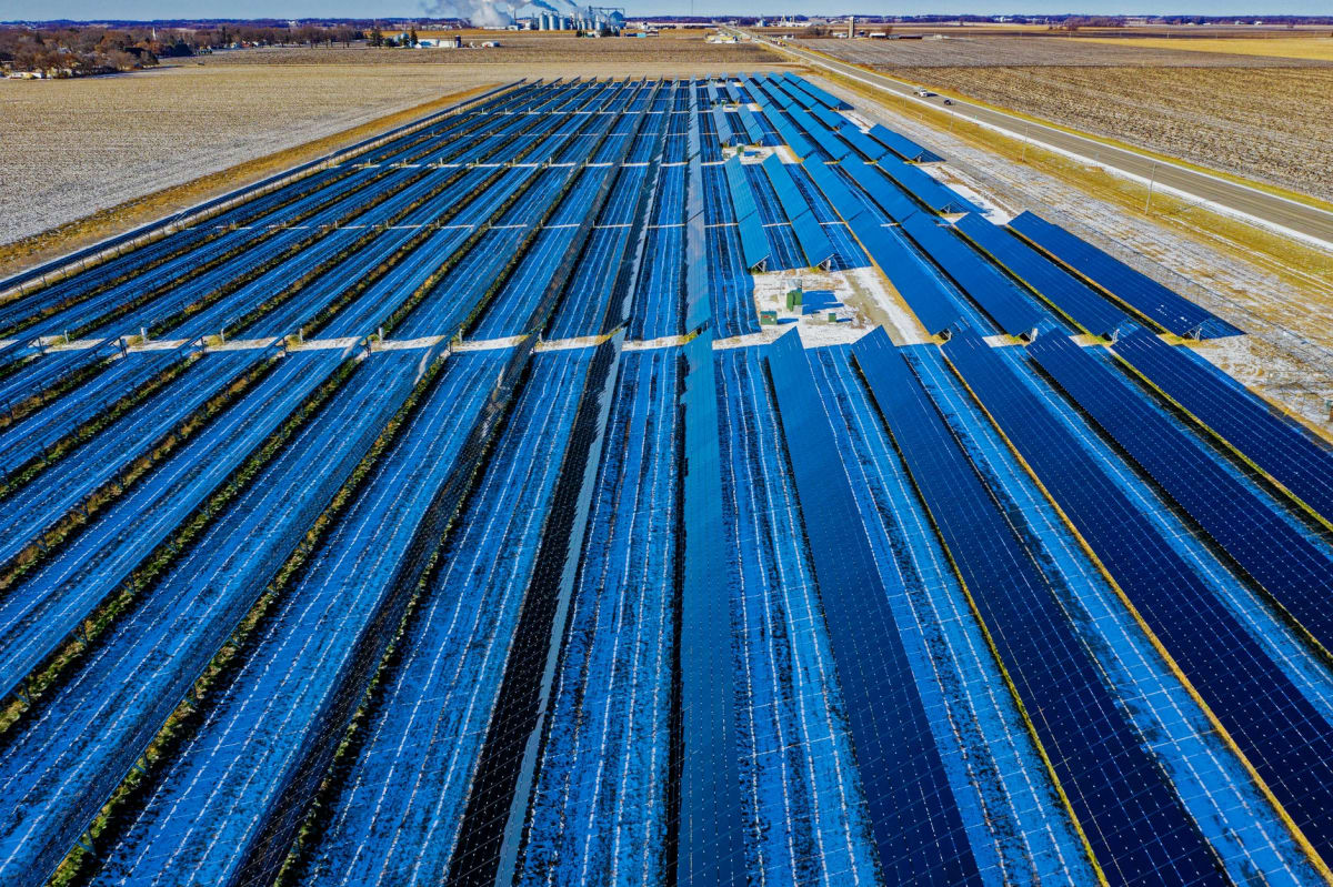 Saudi Arabia's Renewables Surge 88% With $9.6B Investment