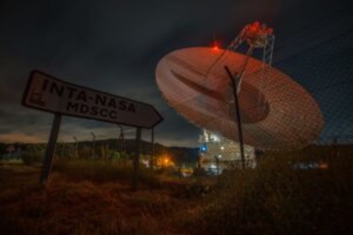 Arizona Family Owns Mile-Wide Crater After Failed Mining Quest - Image 2