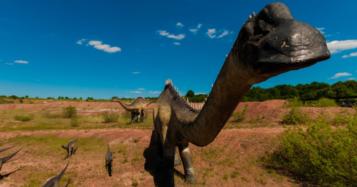 Thailand Confirms Largest Dinosaur Ever Found in Southeast Asia