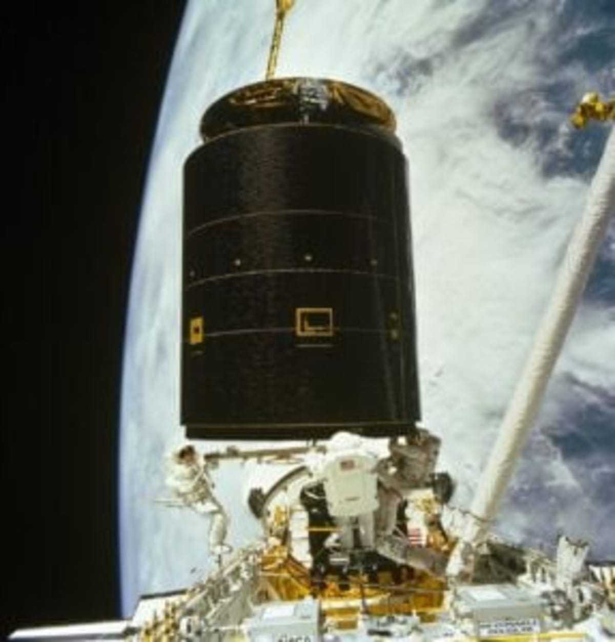 First Space X-Rays Clear Enough to Spot Broken Bones - Image 4