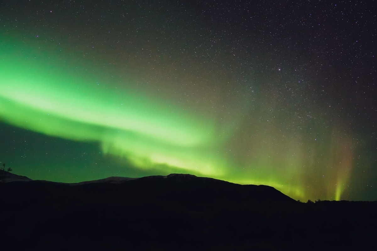 1859 Solar Storm Powered Telegraph Lines Without Batteries