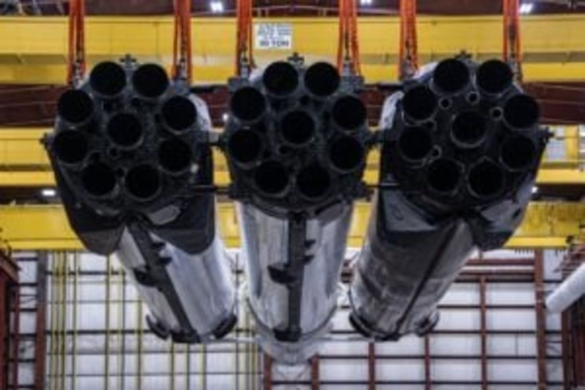 Space Shuttle Endeavour's Epic 12-Mile LA Crawl Took 68 Hours - Image 2