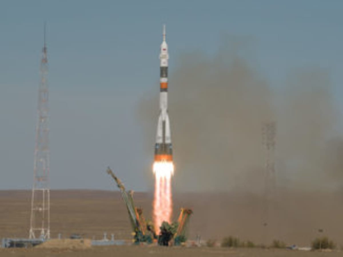 NASA Races to Save $500M Telescope From Fiery Reentry - Image 5