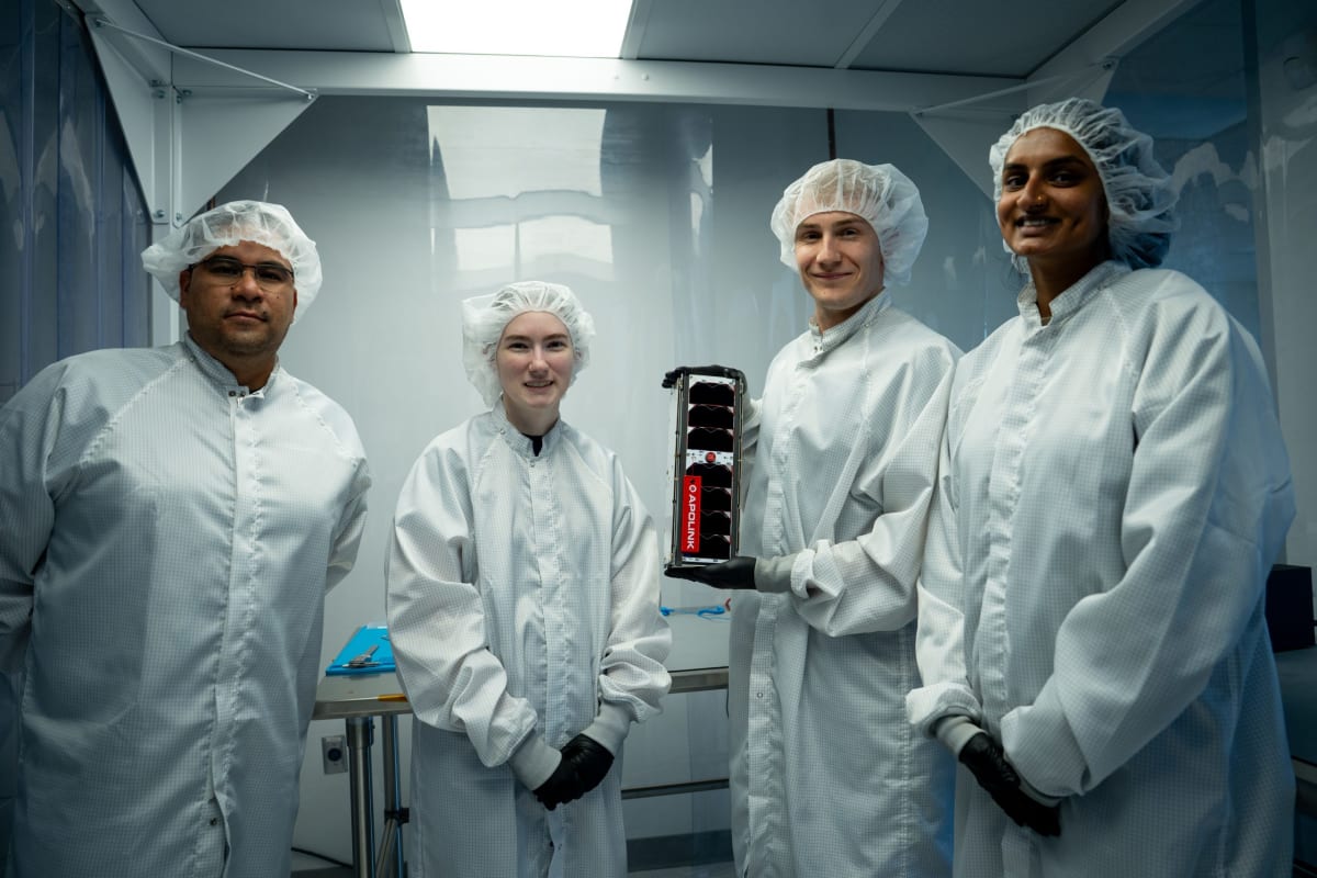 Startup's Satellite Relay Tech Gets First-of-Its-Kind License