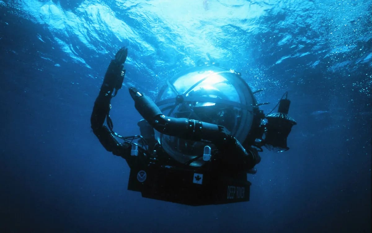 Deep Rover: The 1984 Sub That Changed Ocean Exploration - Image 2