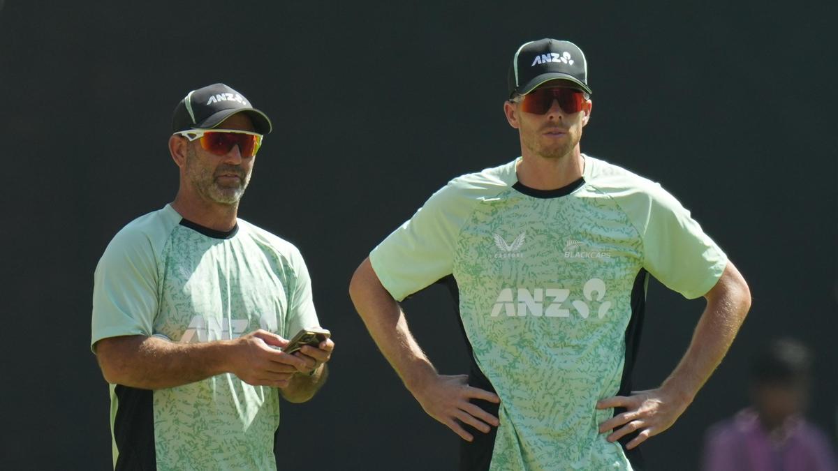New Zealand cricket team players huddle together during T20 World Cup tournament match