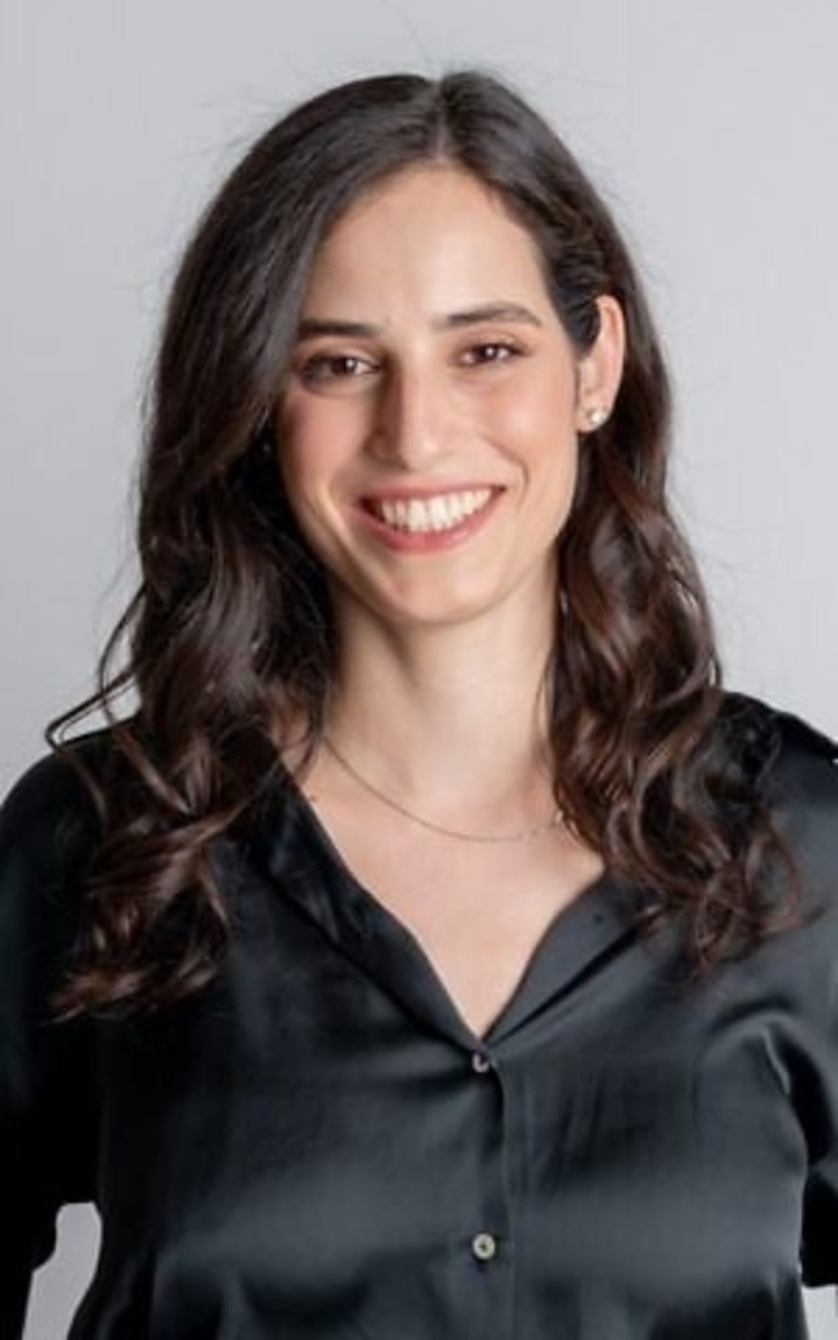 Israeli Students Keep Holocaust Stories Alive in Living Rooms - Image 5