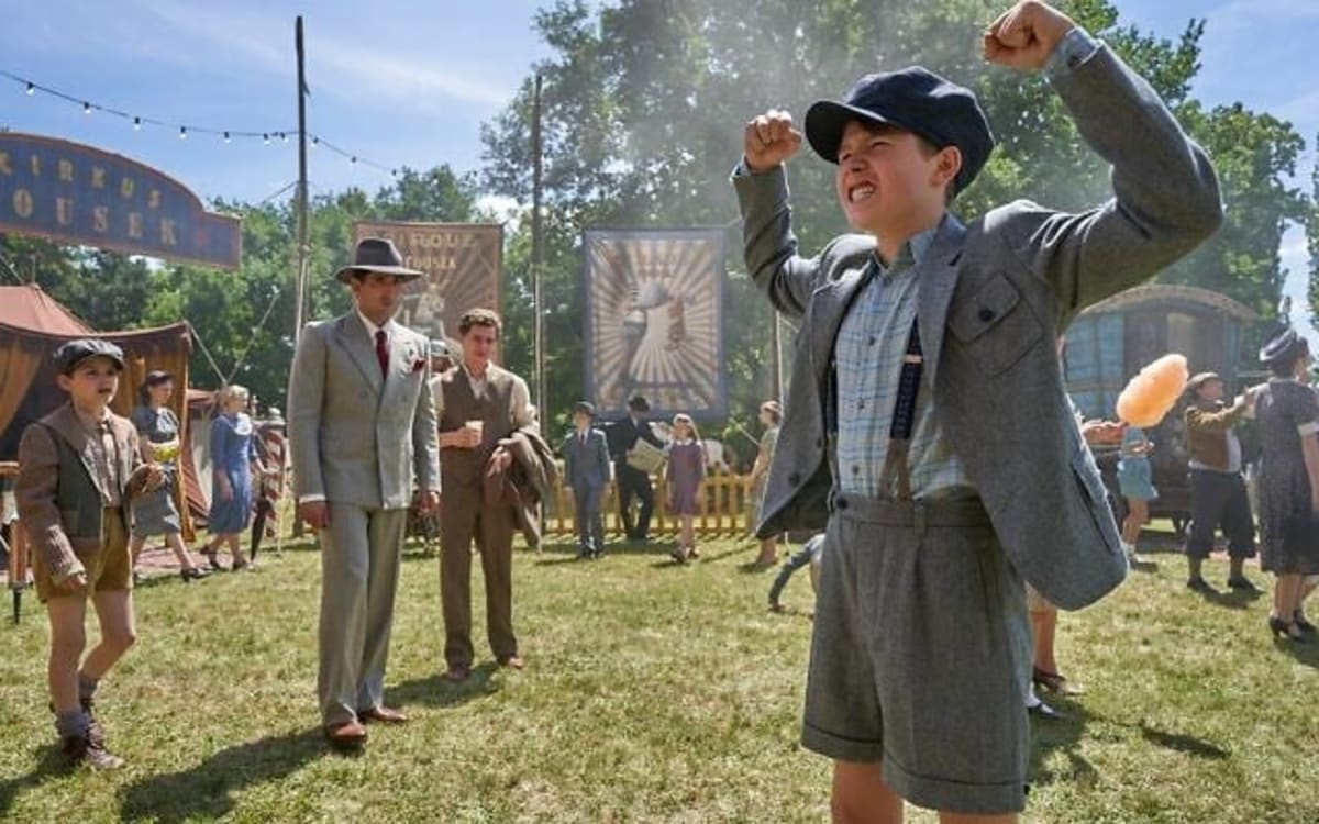 Holocaust Survivor Helps Teens, Inspires New Film - Image 3