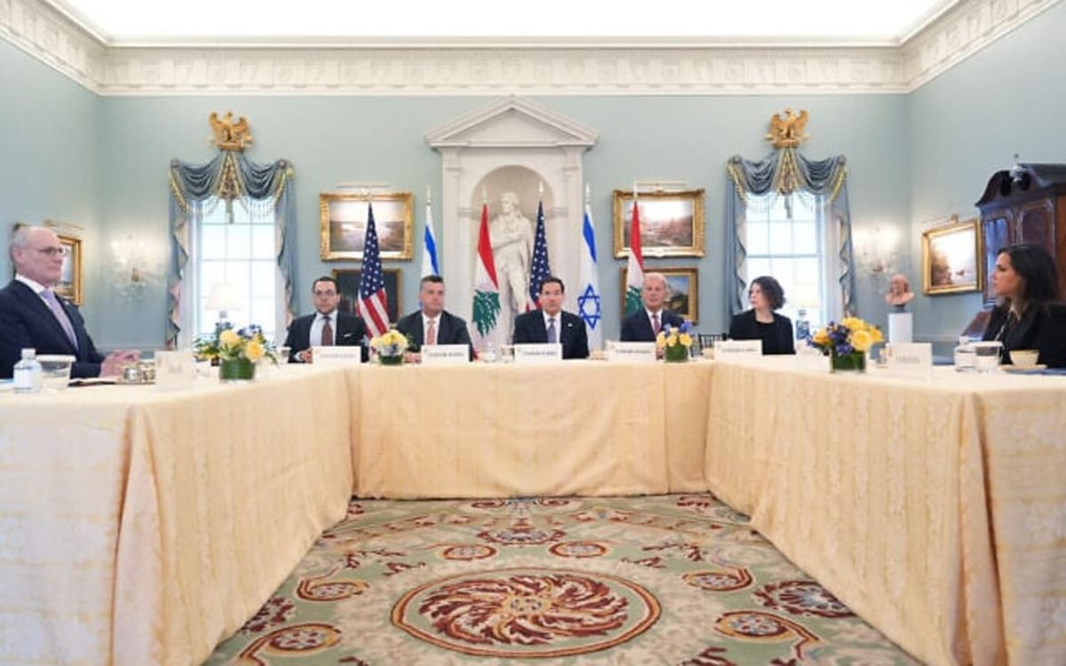 Israel and Lebanon Hold First Peace Talks in Decades - Image 3