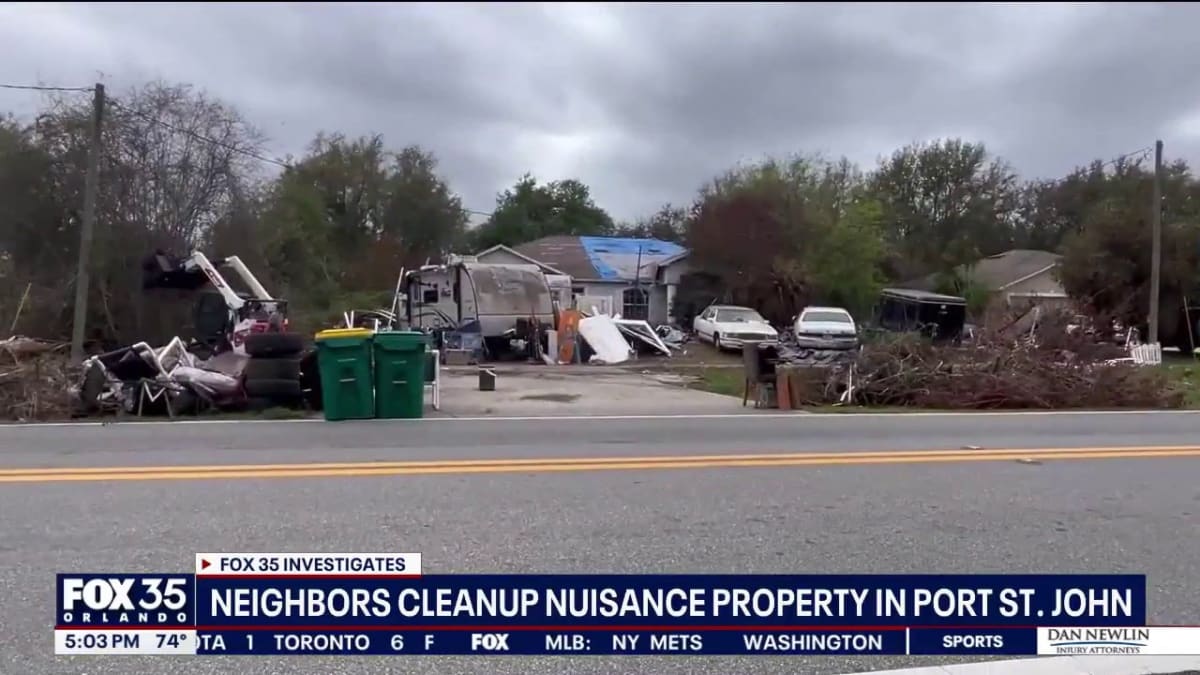 Strangers with Bobcats Clean Florida Man's 'Nightmare' Home - Image 3