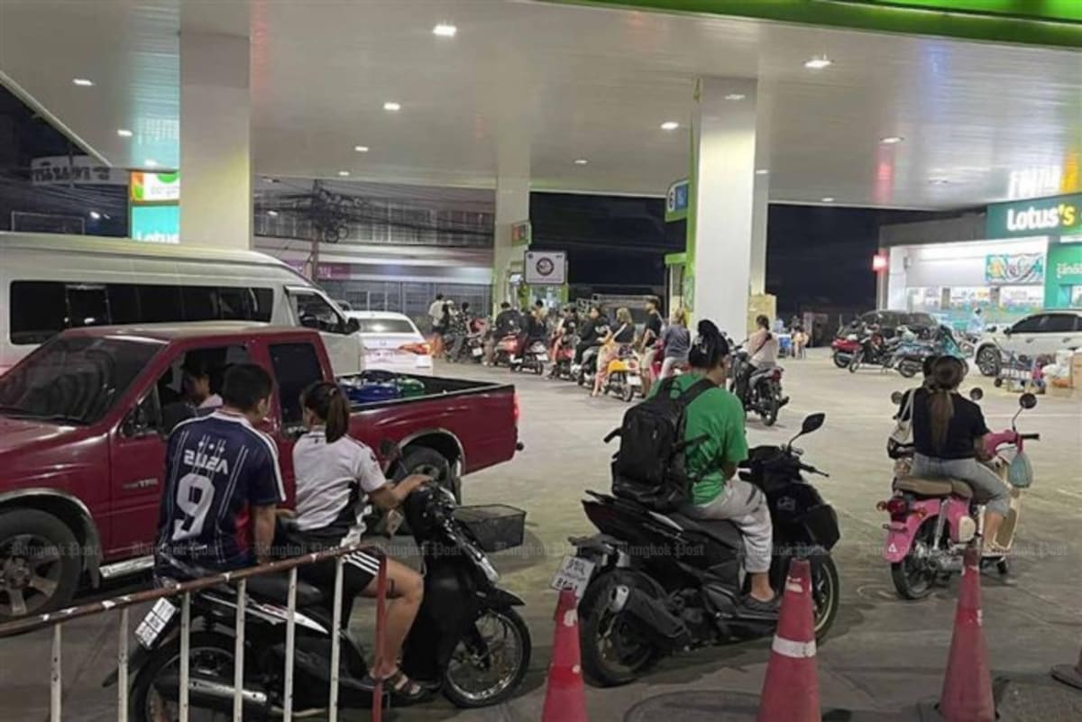 Thailand Freezes Fuel Prices for 15 Days Amid Oil Spike