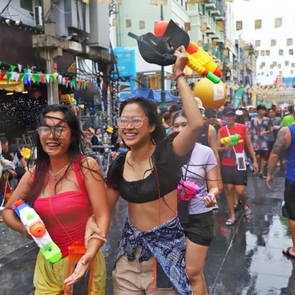 Bangkok Opens $2/Day Hawker Center for 130 Street Vendors - Image 4