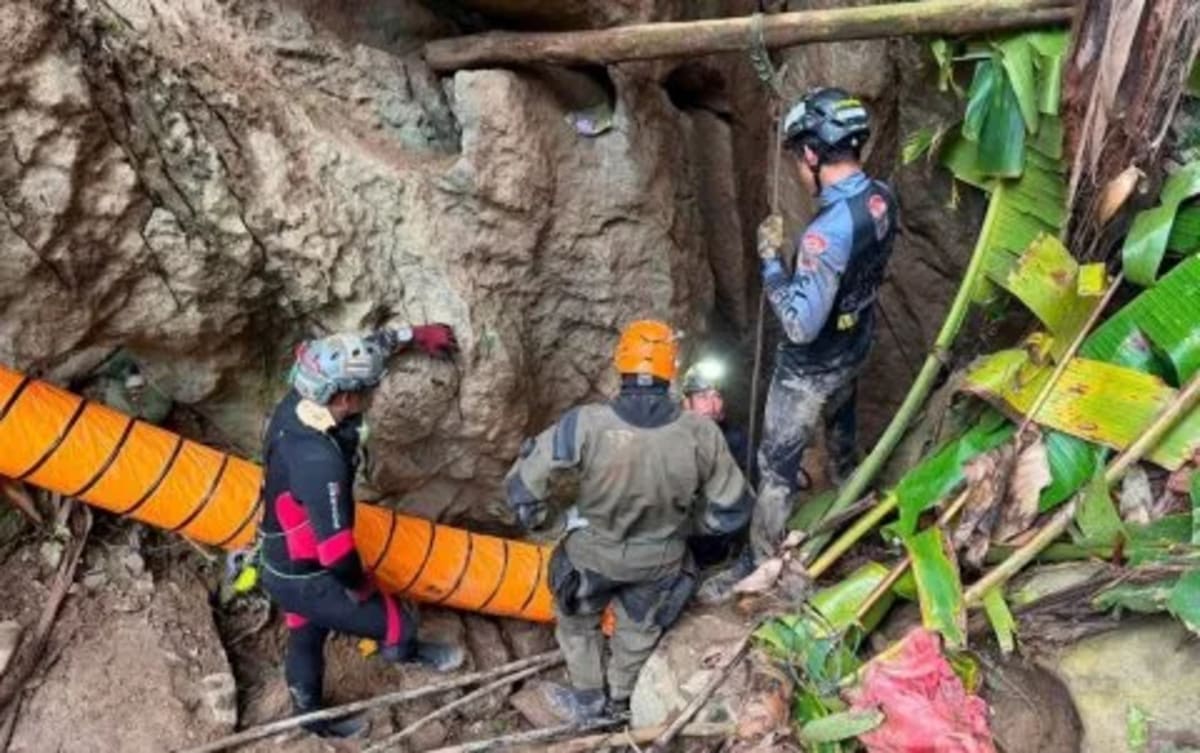 International Divers Rush to Rescue 7 Trapped in Laos Cave - Image 4