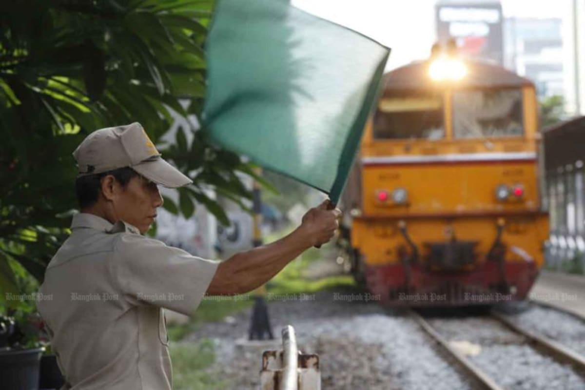 Bangkok Installing Auto-Braking at Deadly Train Crossing - Image 2