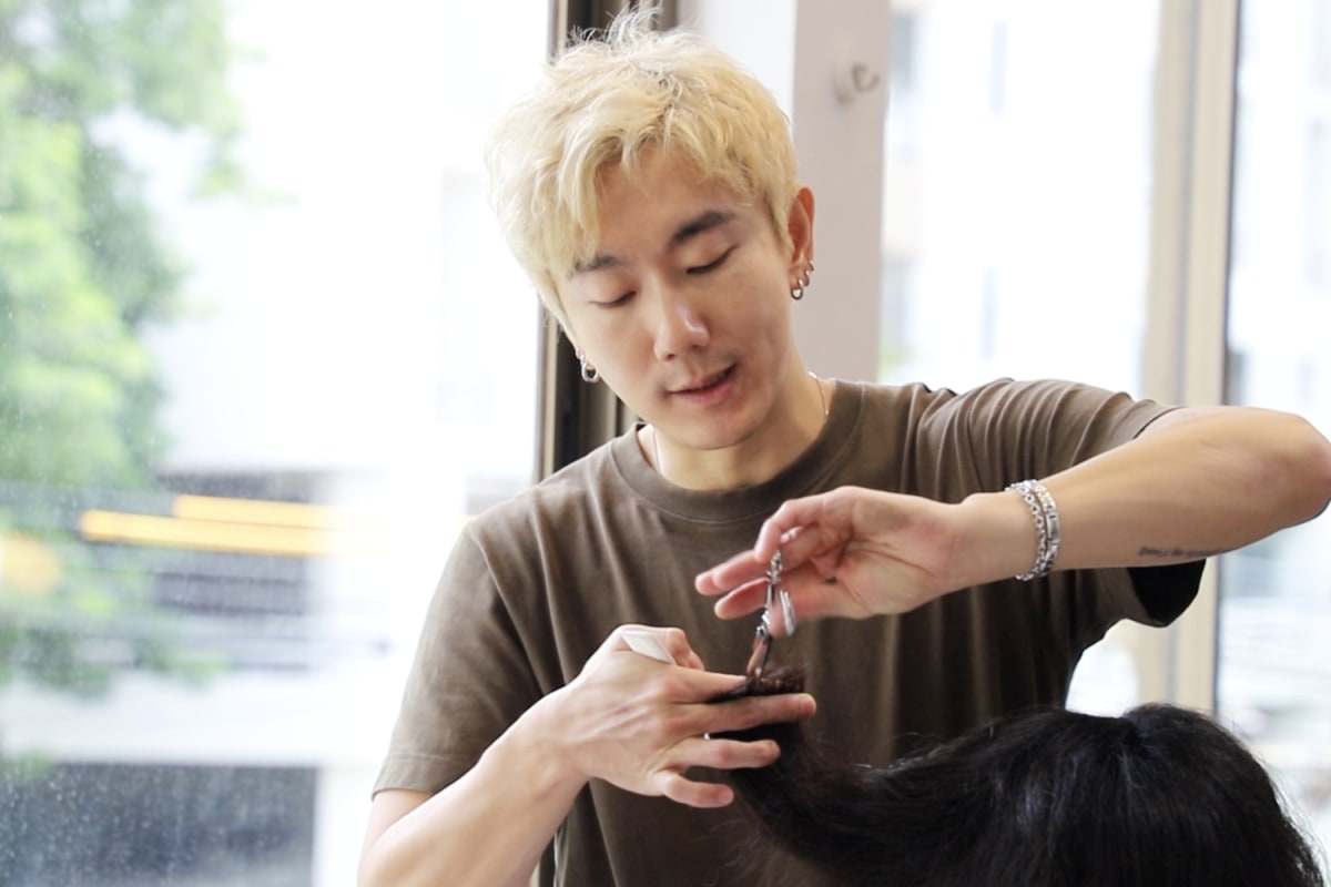 Thai Hairdressers Thrive as AI-Proof Career Choice - Image 3