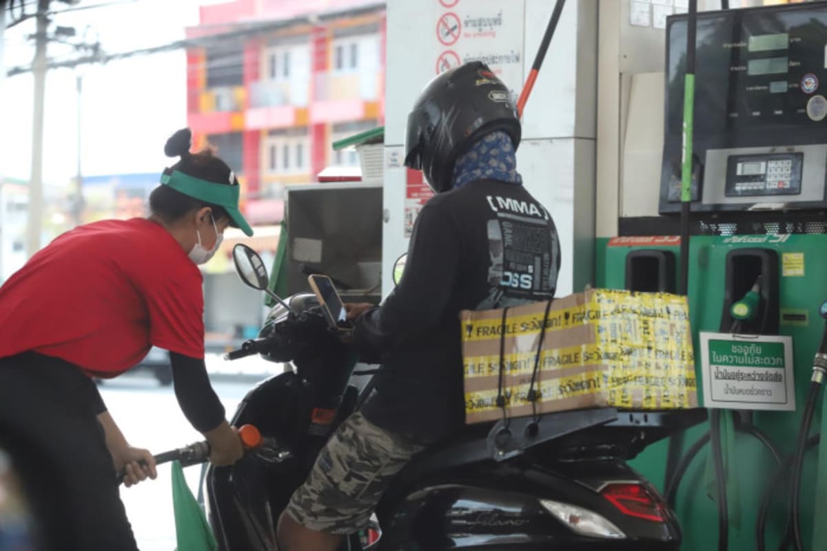 Thai Delivery Firms Use AI to Cut Fuel Costs by 30%