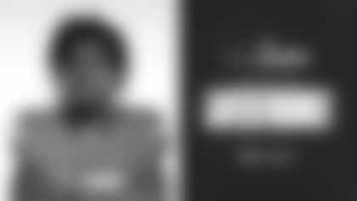 NFL Best Friends Reunite as Broncos Acquire Jaylen Waddle - Image 4