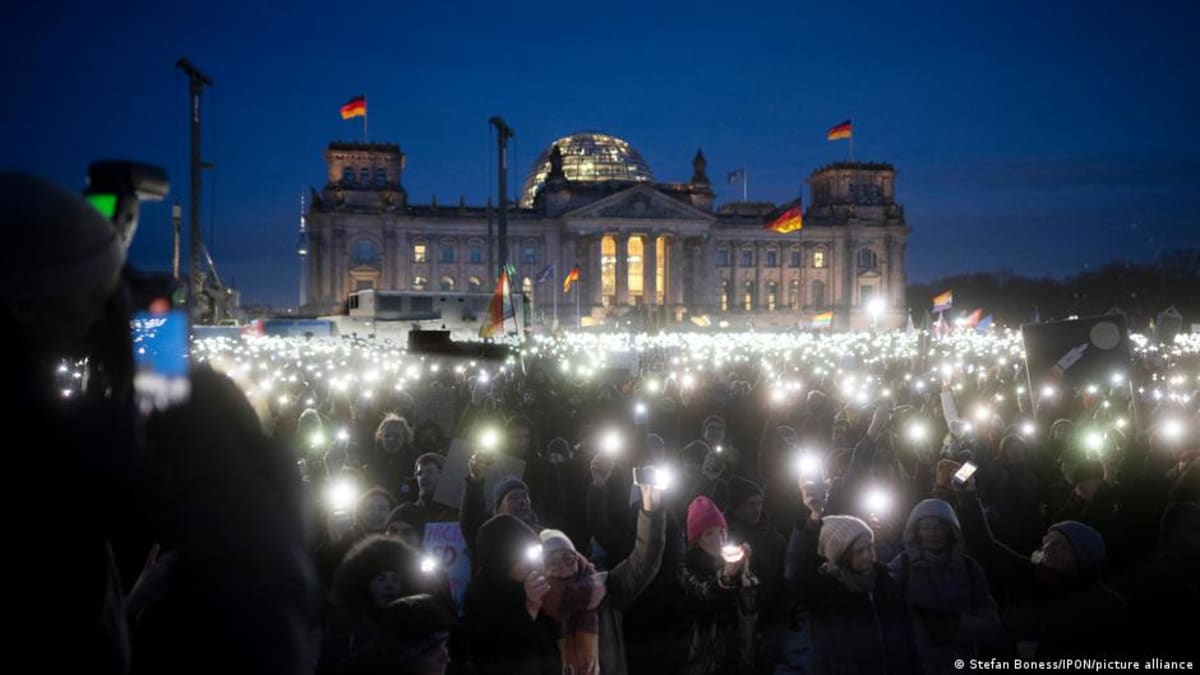 Protesters gather at large German rally supporting democracy and opposing far-right extremism