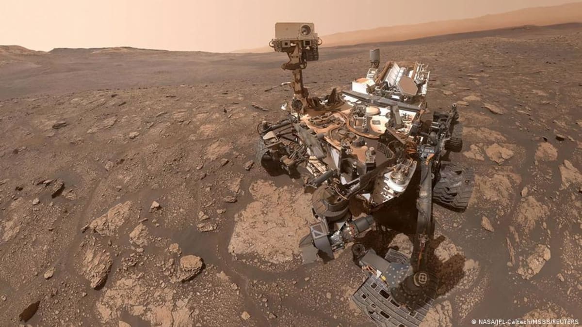 NASA Rover Finds DNA Building Blocks on Mars