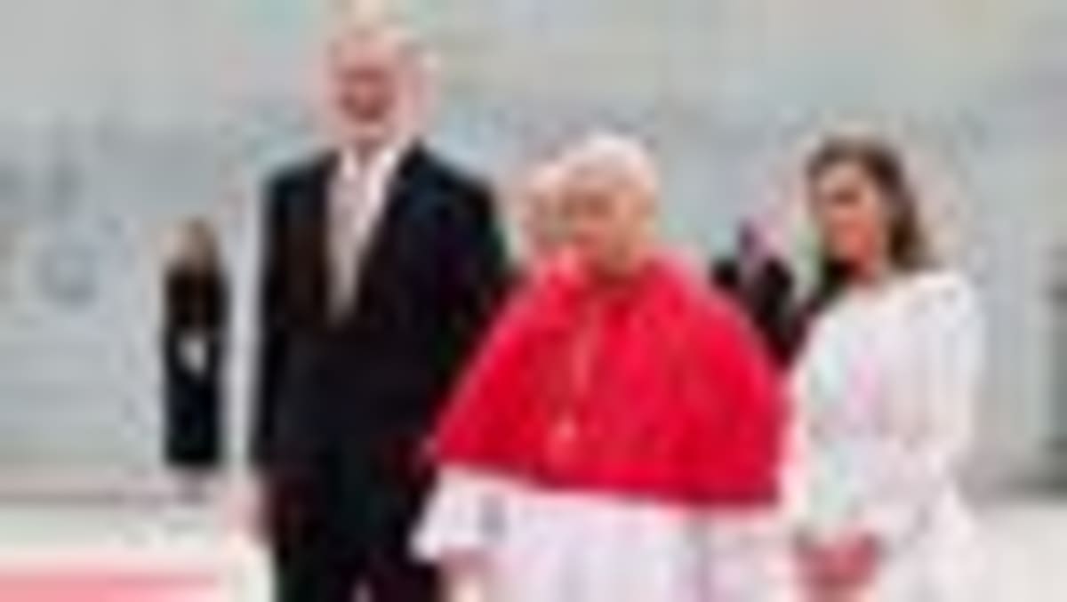 Pope Leo Makes History Addressing Spanish Parliament - Image 2