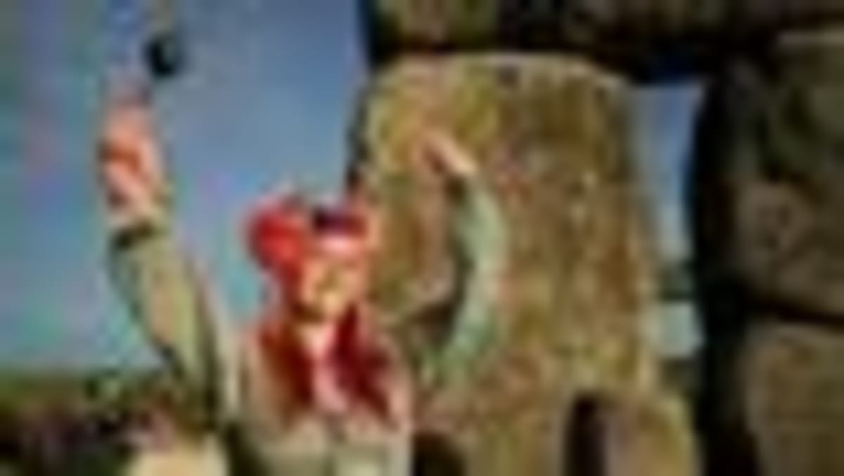 20,000 Celebrate Summer Solstice at Stonehenge - Image 2
