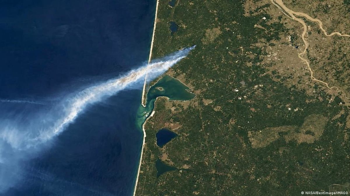Europe's Firefighting Network Saves France From Wildfires