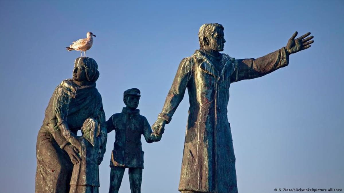 ** Historic statue in Bremerhaven port commemorating millions of German emigrants who left for America