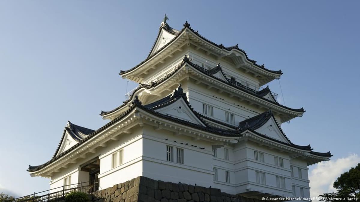 Japanese Priest Saves 370-Year-Old Temple With New Ideas