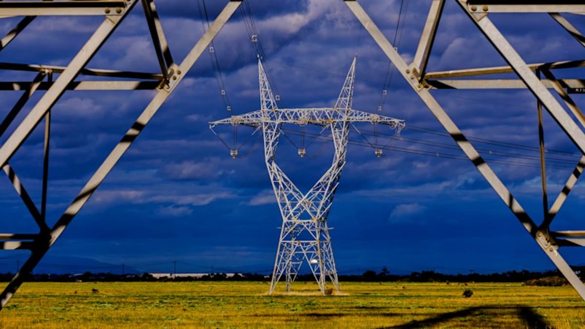 Australia Cuts Power Bills Up to 10% Thanks to Solar Boom