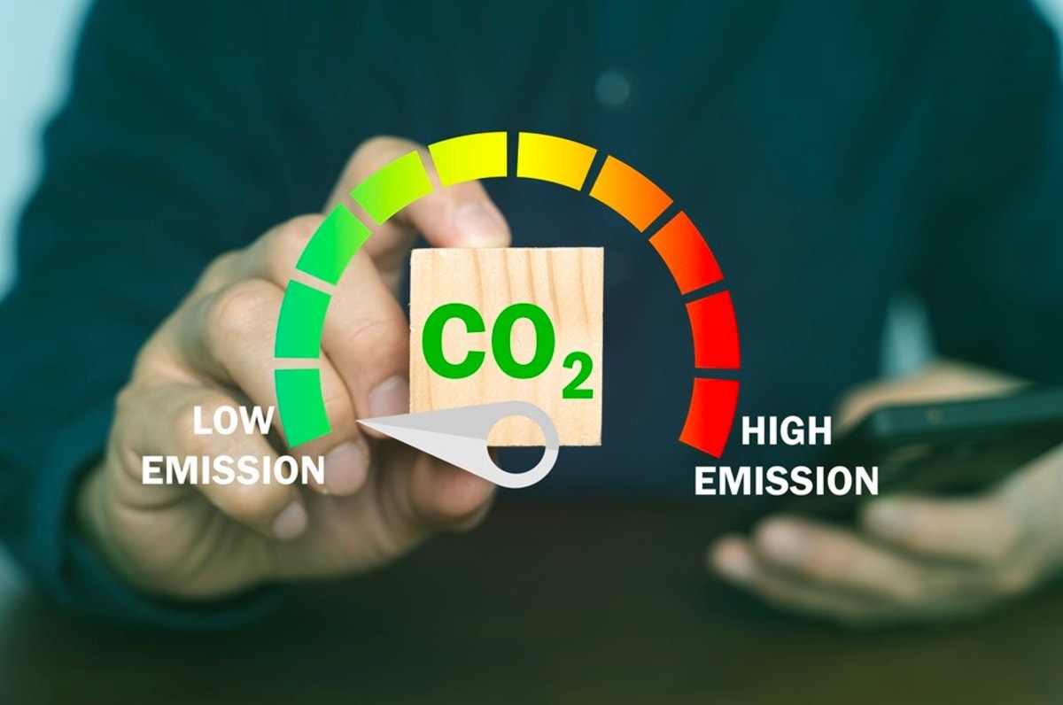 Japan's Fast Retailing Cuts Emissions 90% Early