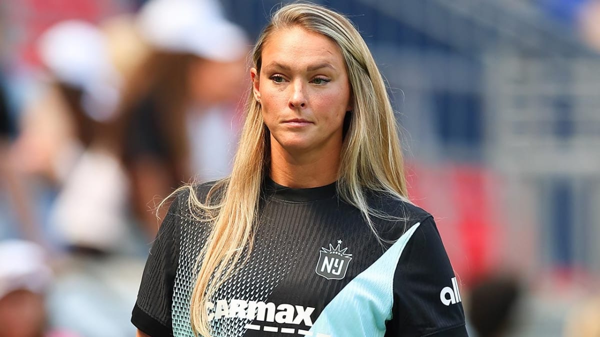 Mom of 4 Shares What Not to Say After Childbirth